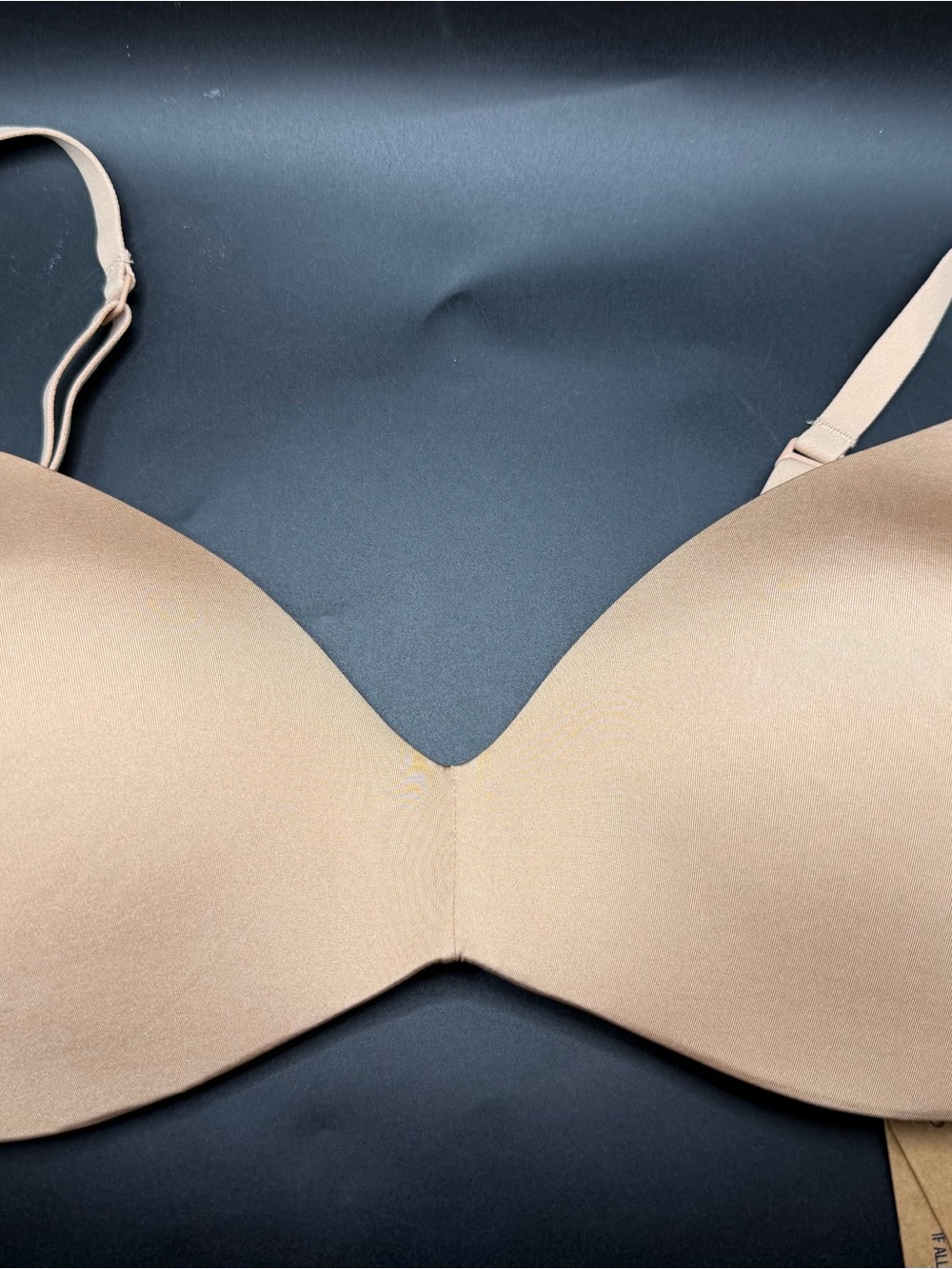 SKIMS Smooth T-Shirt Bra in Light Tan